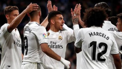  萨拉赫造点加绝杀，利物浦险胜热刺取三分  