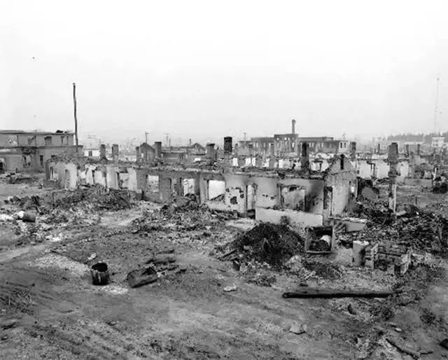  国际米兰青训基地起火，百年历史建筑严重损毁  