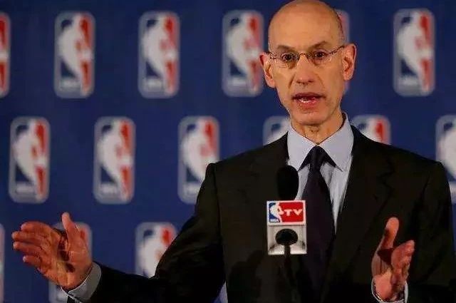  昂热主帅赛后批评裁判判罚引争议  